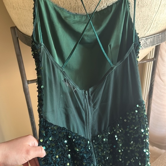 Green Sequence Formal Dress - Picture 6 of 10